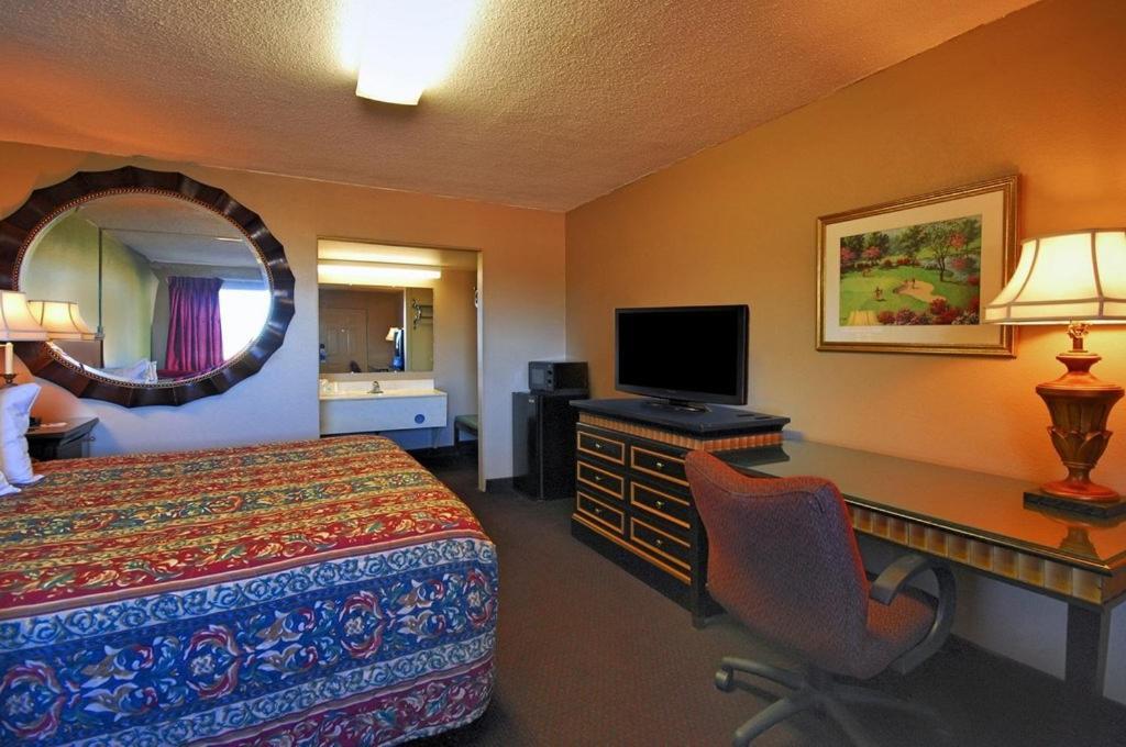 Rodeway Inn Indianola Quarto foto